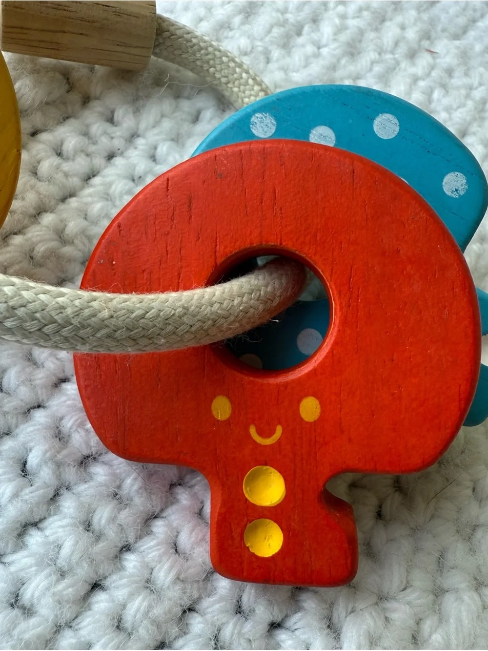 PlanToys Baby Key Rattle - Picture 4 of 9